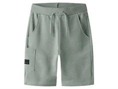 Støvet grøn sweatshorts med lommer fra Name It 13230041 slate gray